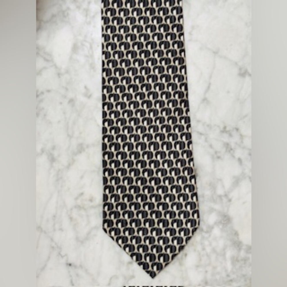 Carlo Palazzi Vintage Black & white geometric print silk tie